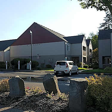 Devonwood Apartments 101 Ne 1st Ave Battleground Wa Apartments For Rent Rent Com