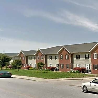 Anthony Square 500 College Ave Terre Haute In Apartments For Rent Rent Com