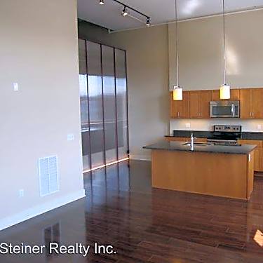 Fifth Avenue School Lofts 1800 Fifth Avenue Pittsburgh Pa Apartments For Rent Rent Com