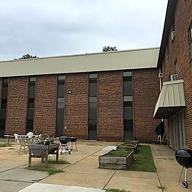 King Terrace 300 High St Phoenixville Pa Apartments For Rent Rent Com