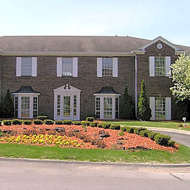 The Vanderbilt 11233 Decatur Plz Omaha Ne Apartments For Rent Rent Com