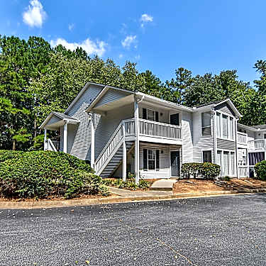 Webb Bridge Crossing 5000 Webb Bridge Court Alpharetta Ga Apartments For Rent Rent Com