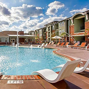 Hawthorne At The Station Apartments 531 Old Maccumber Station Road Wilmington Nc Apartments For Rent Rent Com