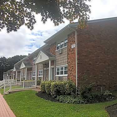 Maple Crest Garden Apartments 645 Belle Terre Rd Port