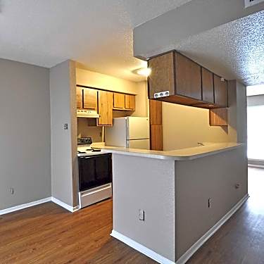 Braes Court 8801 South Braeswood Houston Tx Apartments For Rent Rent Com