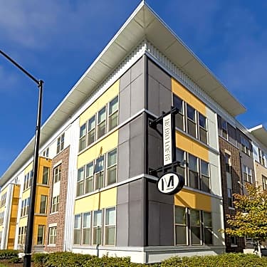 Metro Lofts Apartments 100 2nd Avenue Des Moines Ia Apartments For Rent Rent Com