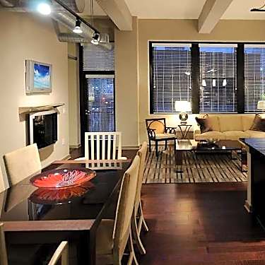 Kc Loft Central 127 W 10th St Kansas City Mo