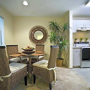 Bridgewater Place 115 112th Avenue Ne Saint Petersburg Fl Apartments For Rent Rent Com