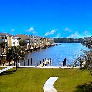 Harbor Landing 2421 Beachview Dr Ocean Springs Ms Apartments For Rent Rent Com