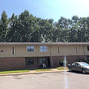 Clarke Gardens 110 Carriage Ct Athens Ga Apartments For Rent
