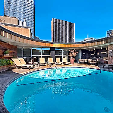 Manor House 1222 Commerce Street Dallas Tx Apartments For Rent Rent Com