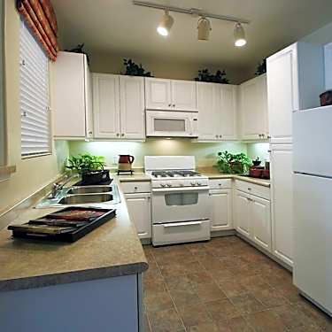 Sonoma At Mapleton 33600 Mapleton Ave Murrieta Ca Apartments For Rent Rent Com