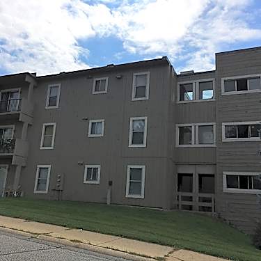 Miami Hills Apartments 3534 High St South Bend In Apartments For Rent Rent Com