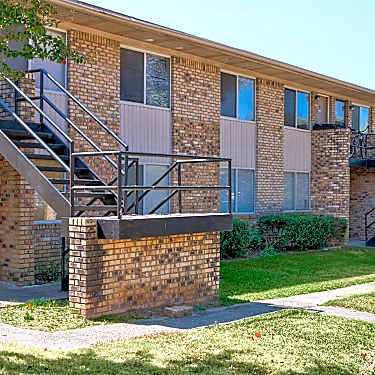Wingate Apartments 4685 Courtney Drive Forest Park Ga