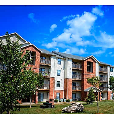 Orchard Park 2601 N Cresthaven Ave Springfield Mo Apartments For Rent Rent Com