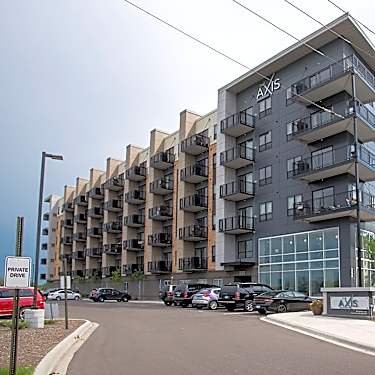 The Axis 350 Nathan Lane Plymouth Mn Apartments For Rent