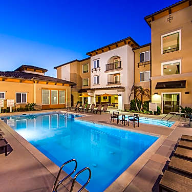 Haven76 2414 South Escondido Boulevard Escondido Ca Apartments For Rent Rent Com
