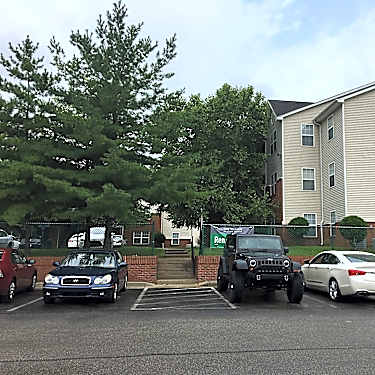 Village On Sixth Avenue 2101 6th Ave Huntington Wv Apartments