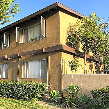 Westpark Apartments 6930 Westpark Pl Westminster Ca Apartments For Rent Rent Com