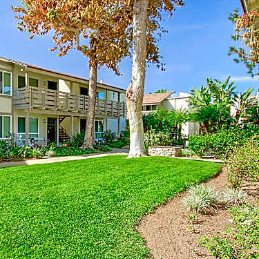 Pinewood Apartments 14160 Red Hill Avenue Tustin Ca