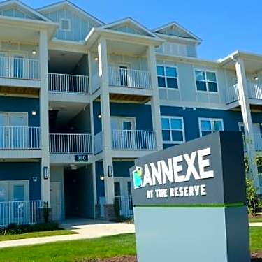 The Reserve At Forest Hills 361 Darlington Ave Wilmington Nc