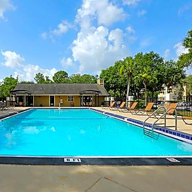 Stone Creek Pointe Apartments 5119 E Fletcher Avenue Tampa