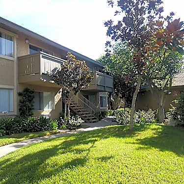 Stonebrook Apartment Homes 15631 Williams St Tustin Ca