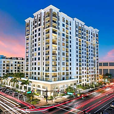 Icon Central Apartments 855 Central Ave Saint Petersburg Fl Apartments For Rent Rent Com