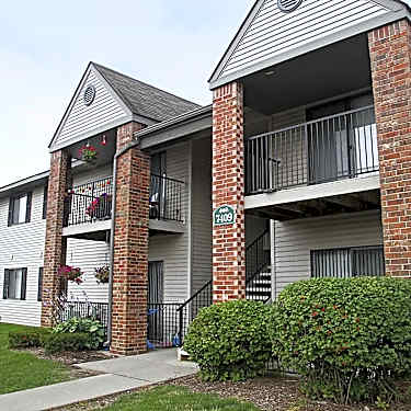 Westfield Club Apartments 7500 Chapel Hill Drive Lansing Mi Apartments For Rent Rent Com