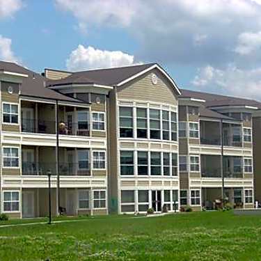The Gardens At Northgate 3000 Swift North Kansas City Mo Apartments For Rent Rent Com