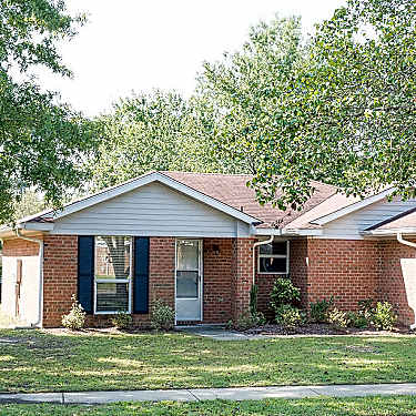 Raeford Fields 300 Bellflower Circle Raeford Nc Houses For