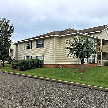 Tarragon Hills Apartments 2151 Westgate Pkwy Ste A1 Dothan Al Apartments For Rent Rent Com