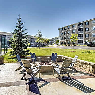 Boulder Ridge 502 Boulder Drive Duluth Mn Apartments For Rent Rent Com