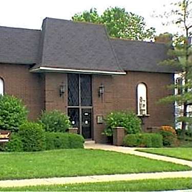 Brook Apartments 206 S Wayne Cincinnati Oh Apartments For Rent Rent Com