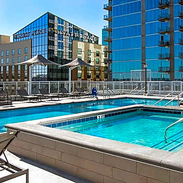 Sobro Apartments 5 Demonbreun St Nashville Tn Apartments For Rent Rent Com