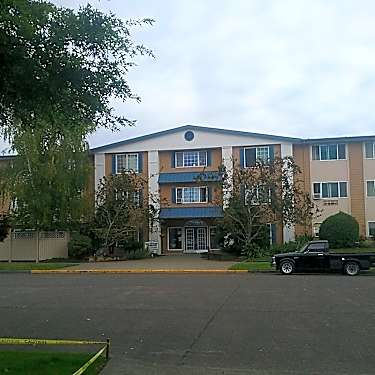 New Westside Terrace Retirement Home And Assisted Living In Longview Wa 1200 17th Ave Longview Wa Apartments For Rent Rent Com