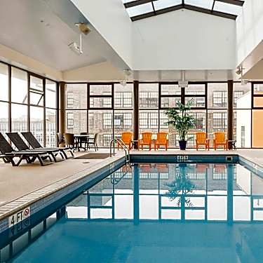 Lofts 640 640 North Broad St Philadelphia Pa Apartments For Rent Rent Com