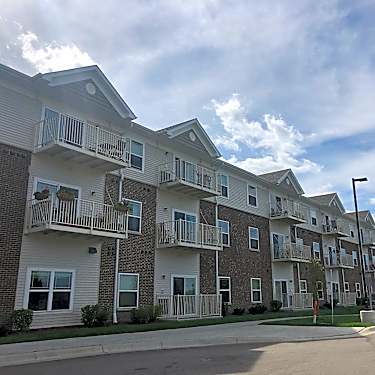 Powers Ridge Senior Living 1351 Lake Dr W Chanhassen Mn Apartments For Rent Rent Com