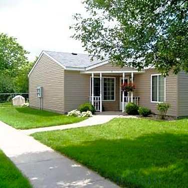 Cottages Of Cottage Grove 2 8240 E Point Douglas Road South Cottage Grove Mn Townhome For Rent Rent Com