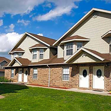Canterbury Town Homes 1501 1507 W Frosty Dr Ozark Mo Apartments For Rent Rent Com