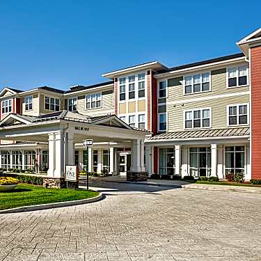 One Wingate Way 235 Gould St Needham Ma Apartments For Rent Rent Com