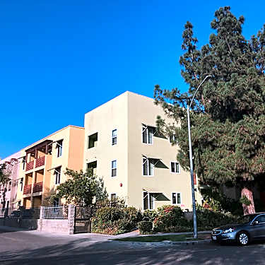 Metropolitan City Lights 1760 Gardena Ave Glendale Ca Apartments For Rent Rent Com