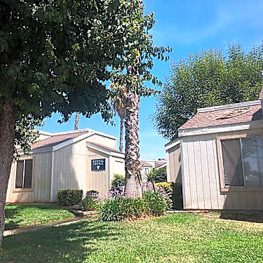 Foxwood Apartments 1704 W Olive Ave Porterville Ca Apartments
