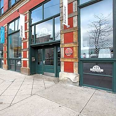 425 Lakeside 425 W Lakeside Ave Cleveland Oh Apartments For Rent Rent Com