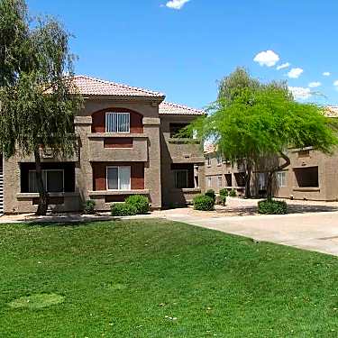 Desert Palms 210 East Brown Road Mesa Az Apartments For Rent Rent Com