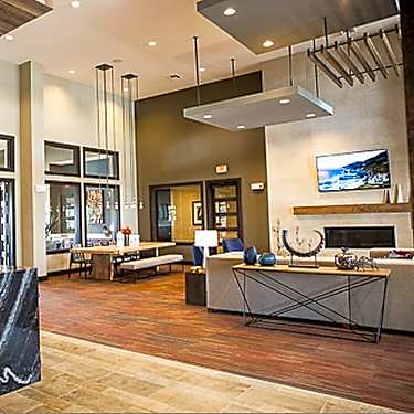 Pure Creekside 1900 Onion Creek Pkwy Austin Tx Apartments For Rent Rent Com