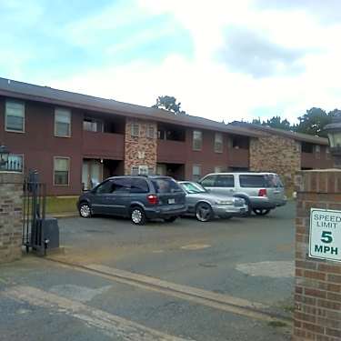 Green Acres Plaza 402 Green Briar St Deridder La Apartments