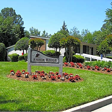 Amber Ridge Apartments 5601 Goldthread Lane Henrico Va Apartments For Rent Rent Com