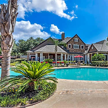 The Lodge At Copperfield 15125 West Road Houston Tx Apartments For Rent Rent Com