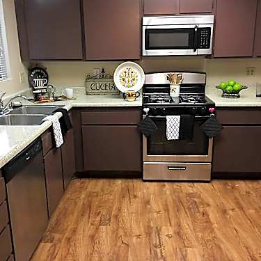 Crown Point 1840 Nelson Street West Covina Ca Apartments For Rent Rent Com